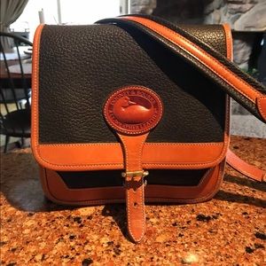 Vintage Dooney & Bourke Leather crossbody